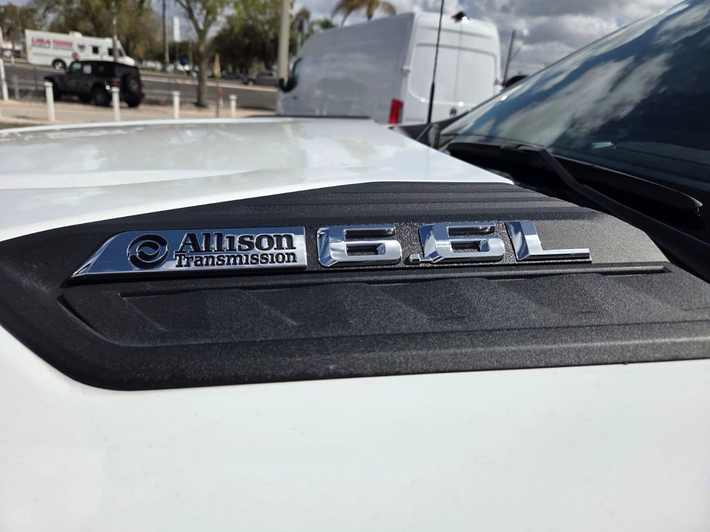 Used 2024 Chevrolet Silverado 3500 W/T image 4