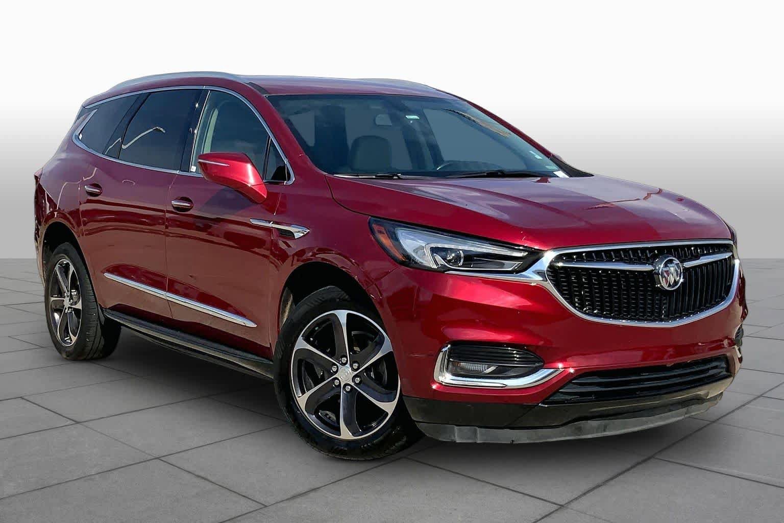 Used 2020 Buick Enclave Essence w/ LPO, Touring Package FWD image 3