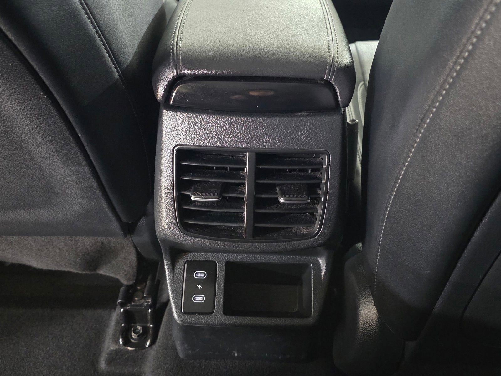 Used 2024 Kia Seltos EX image 16