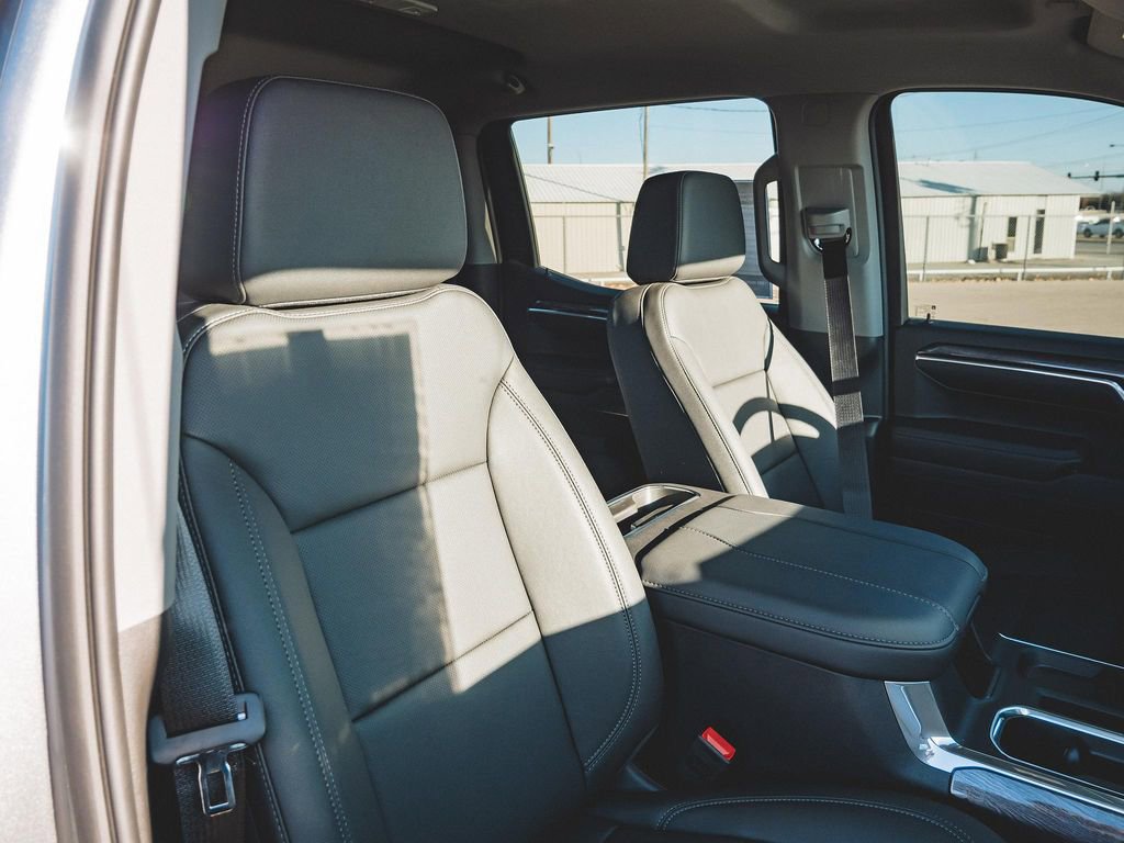 Used 2024 Chevrolet Silverado 1500 LTZ w/ LTZ Convenience Package II image 17