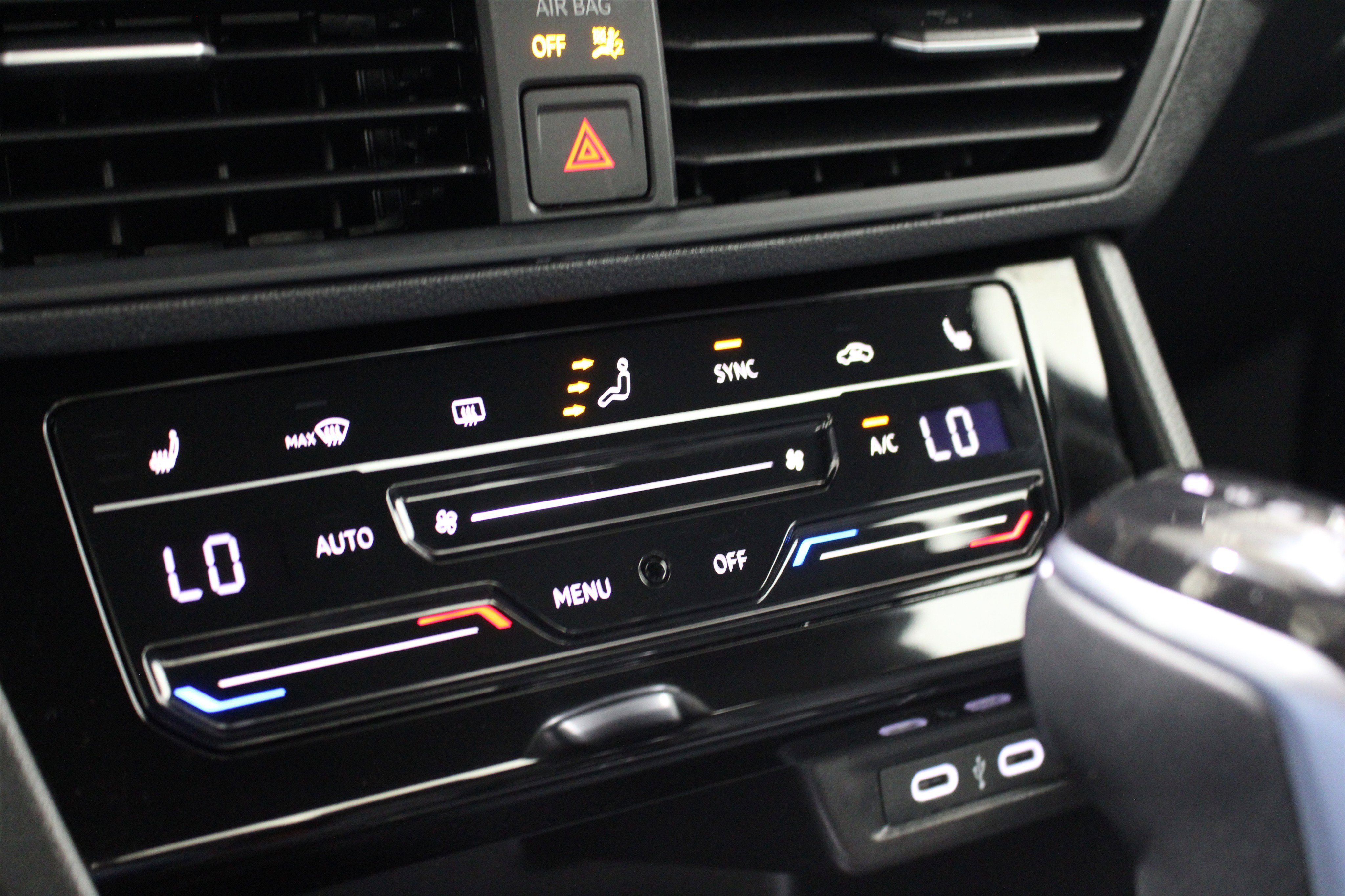 Used 2025 Volkswagen Jetta Sport FWD image 18