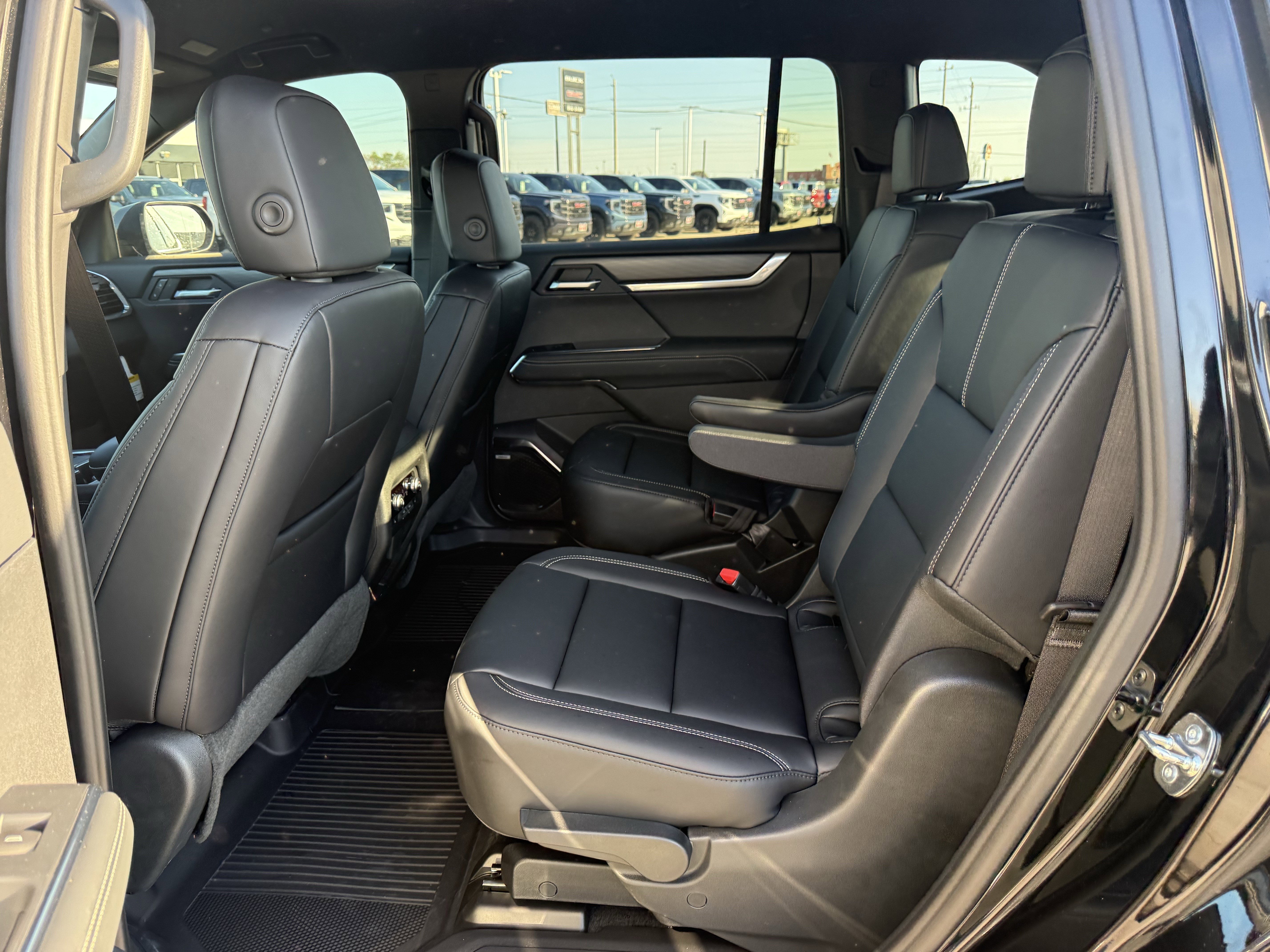 New 2026 GMC Acadia Elevation w/ Elevation Premium Package image 22