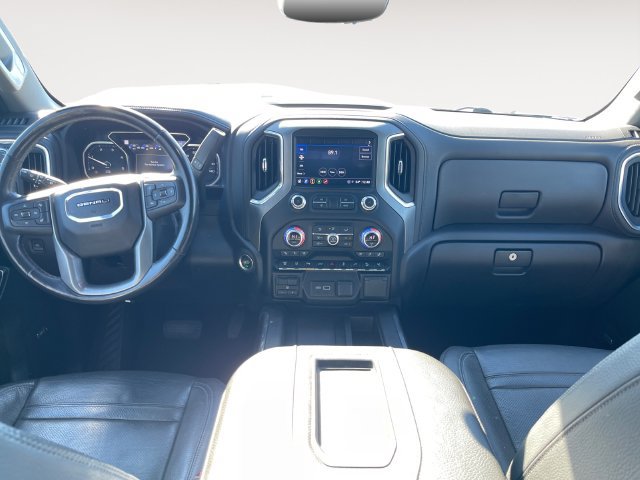 Used 2022 GMC Sierra 2500 Denali w/ Denali Black Diamond Edition AWD/4WD image 10