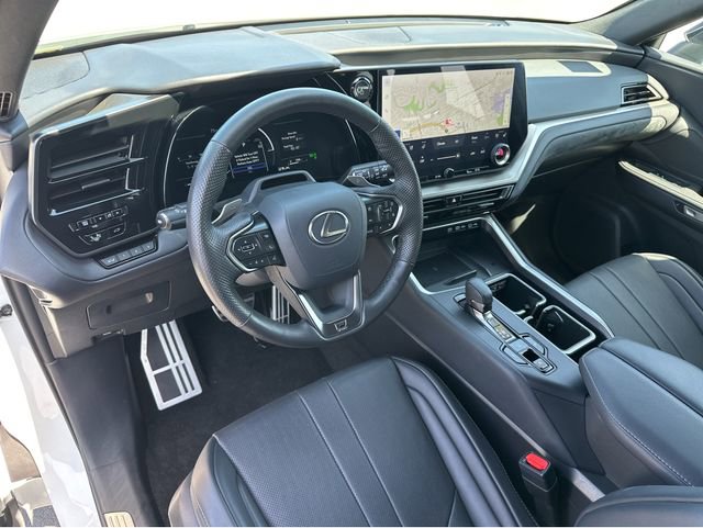 Certified 2026 Lexus TX 500h AWD w/ Technology Package image 16