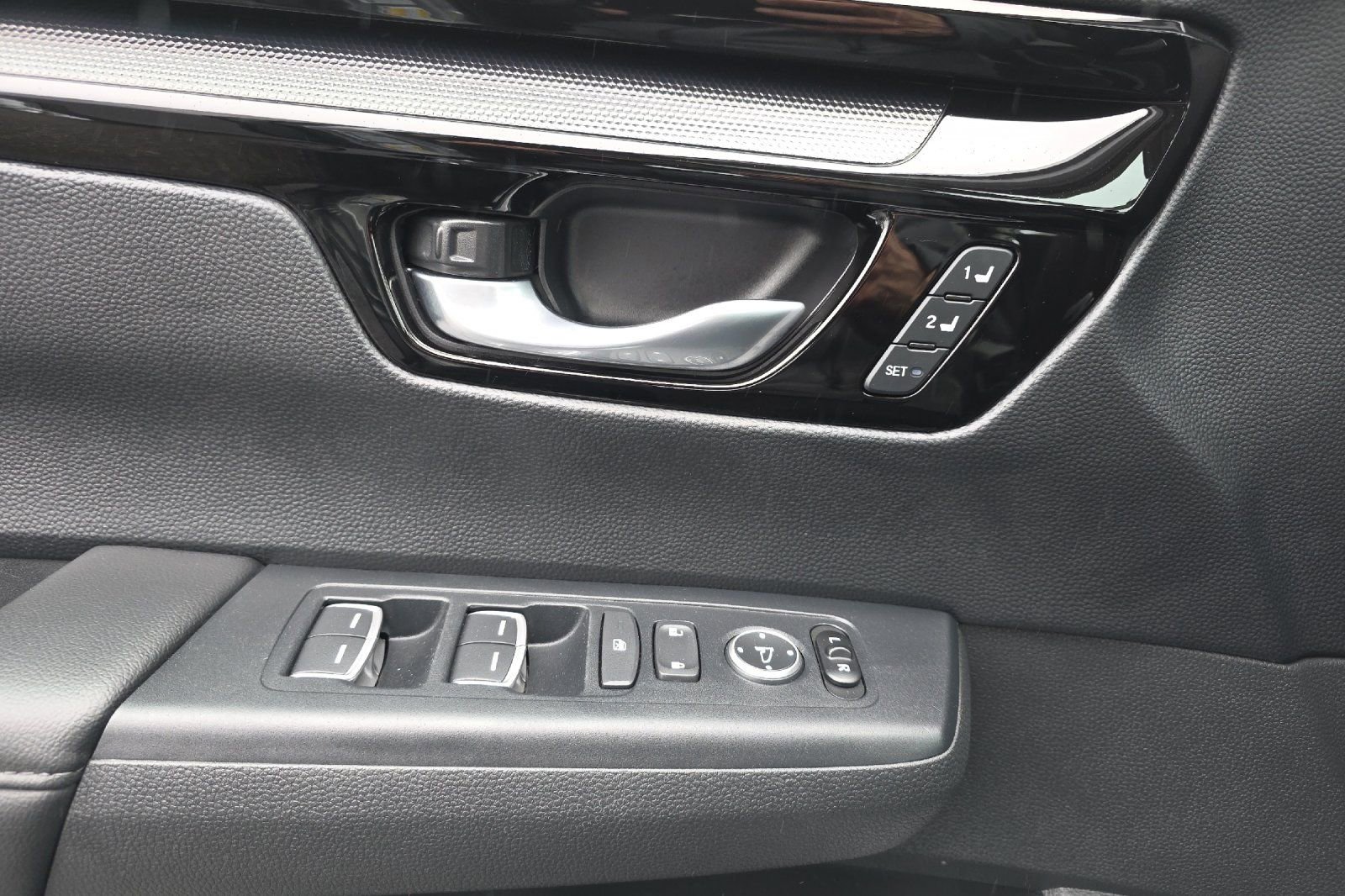 Used 2024 Honda CR-V EX-L image 11
