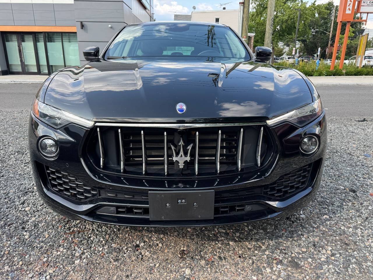 Used 2020 Maserati Levante S AWD/4WD image 2