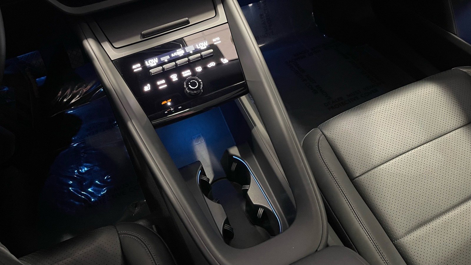 Used 2025 Porsche Macan Electric image 50