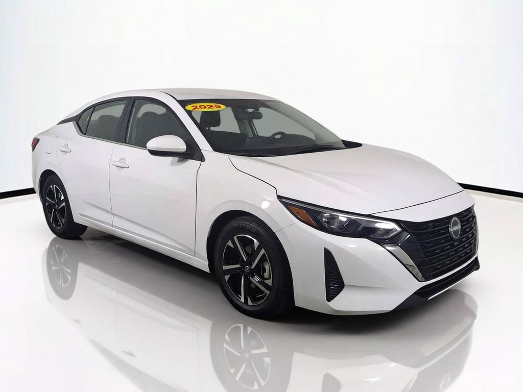 Used 2025 Nissan Sentra SV FWD image 2