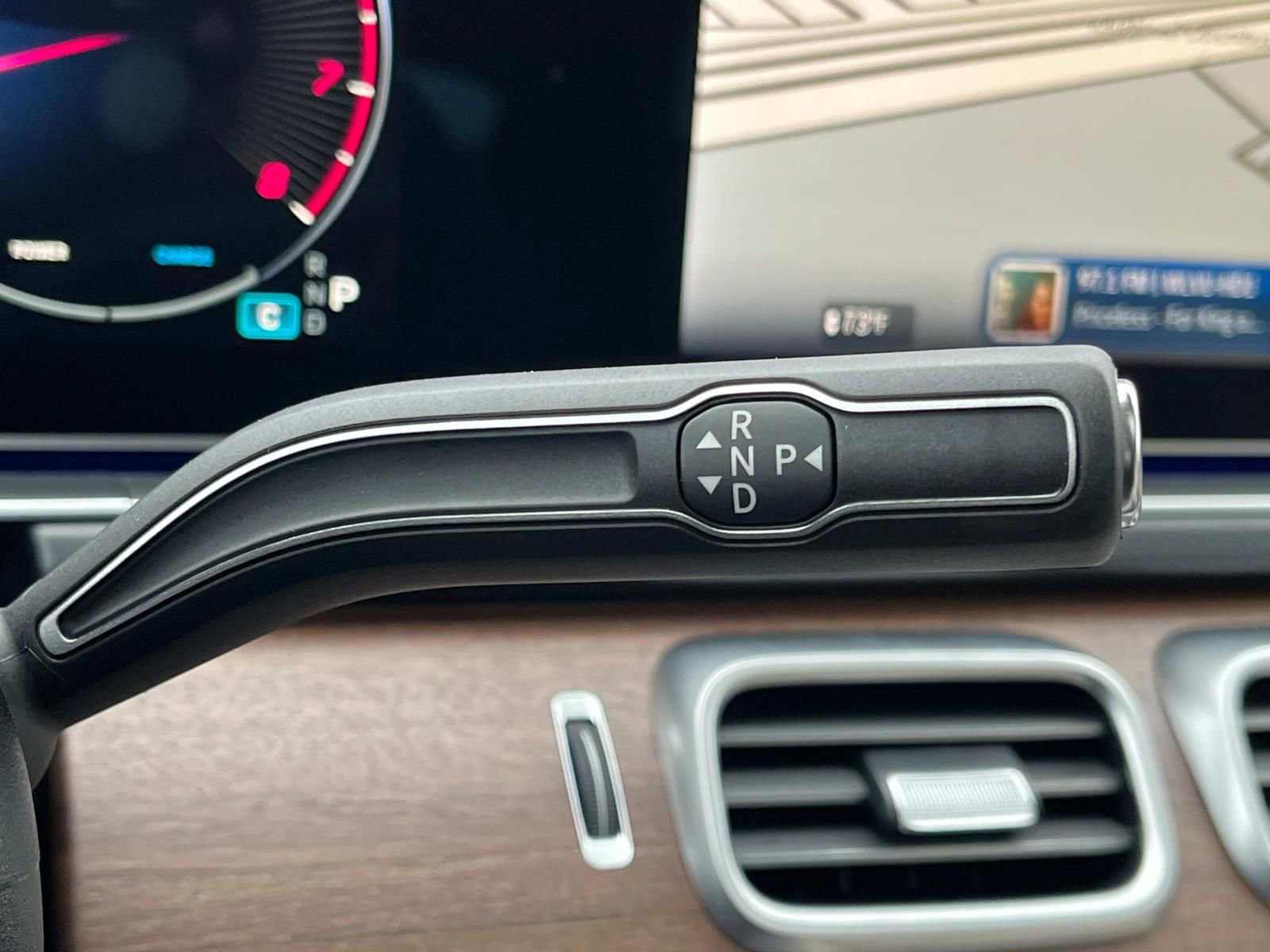 Certified 2025 Mercedes-Benz GLE 350 4MATIC image 29