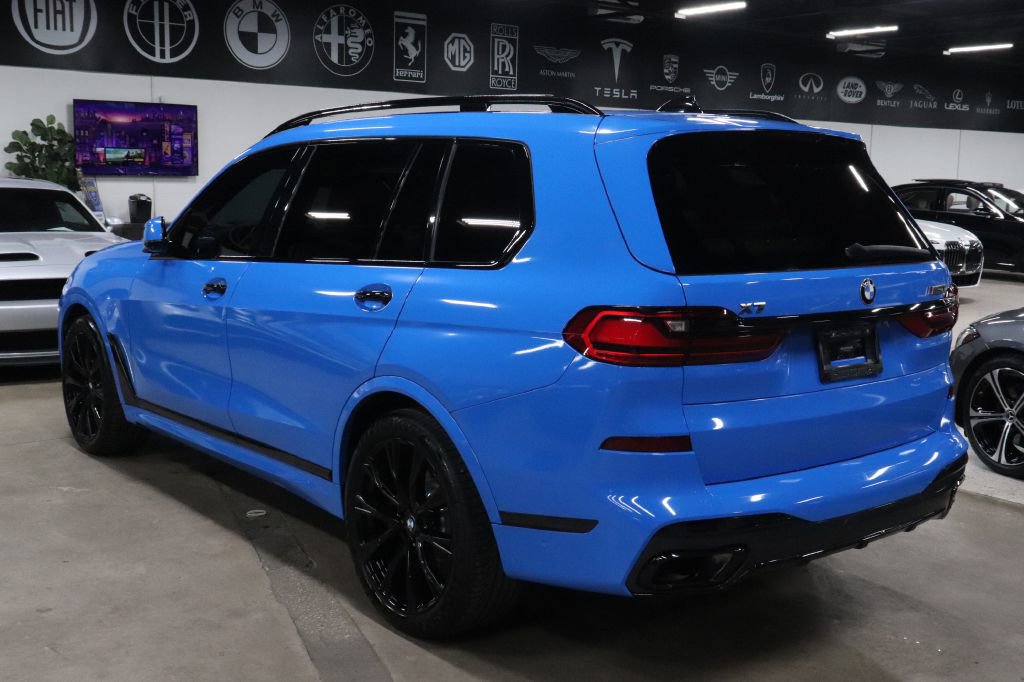 Used 2020 BMW X7 M50i w/ Dynamic Handling Package image 3
