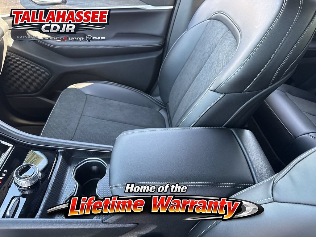 New 2026 Jeep Grand Cherokee Altitude AWD/4WD image 20