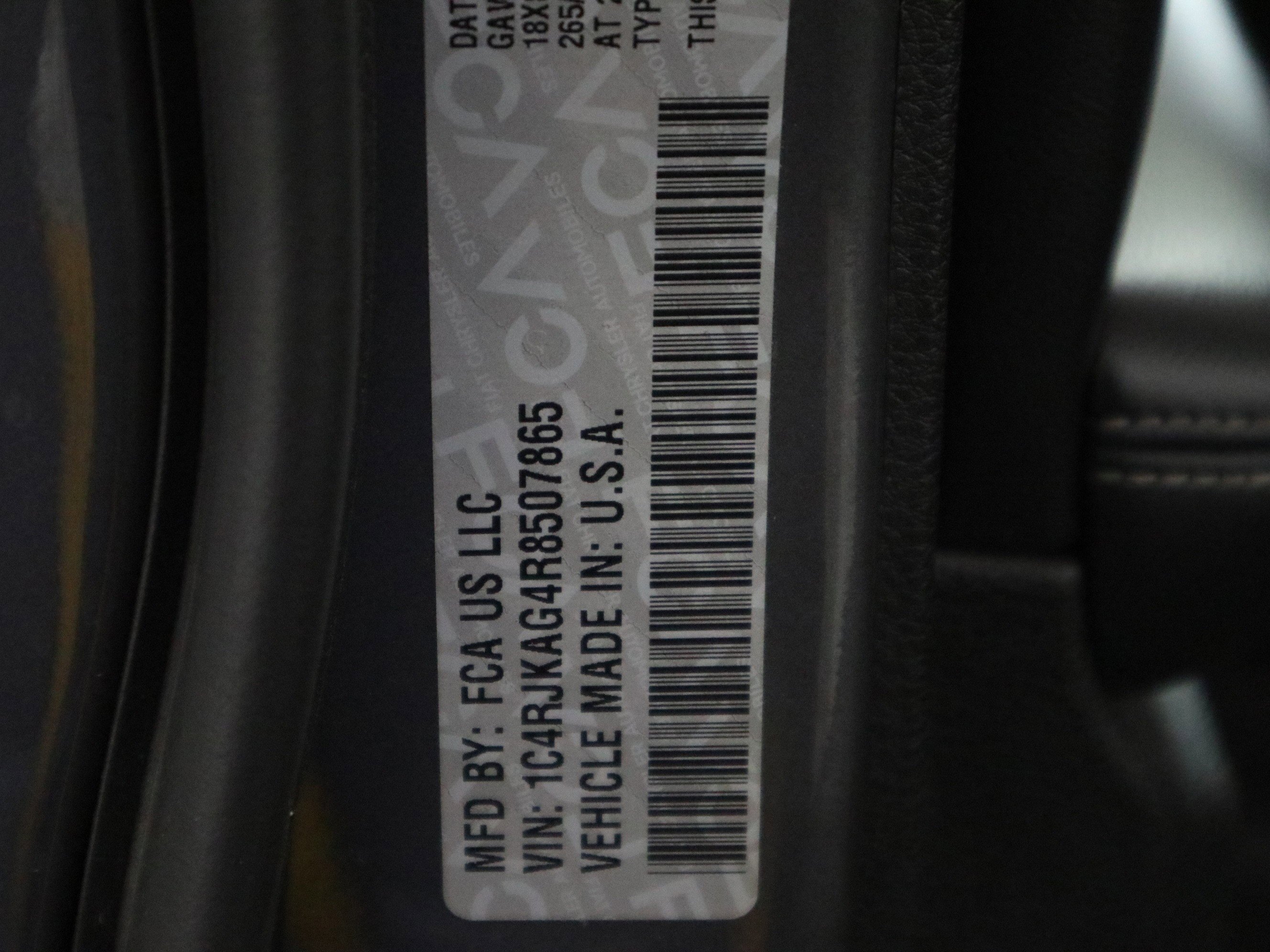 Used 2024 Jeep Grand Cherokee L Laredo image 40