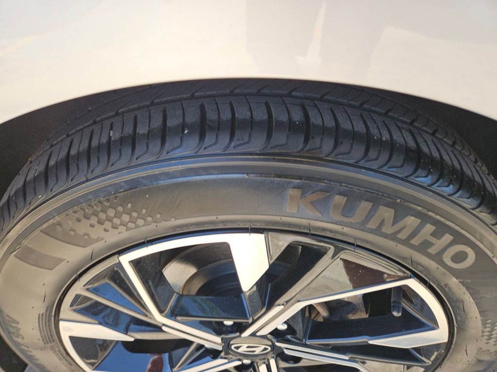 Used 2025 Hyundai Sonata SEL FWD image 25