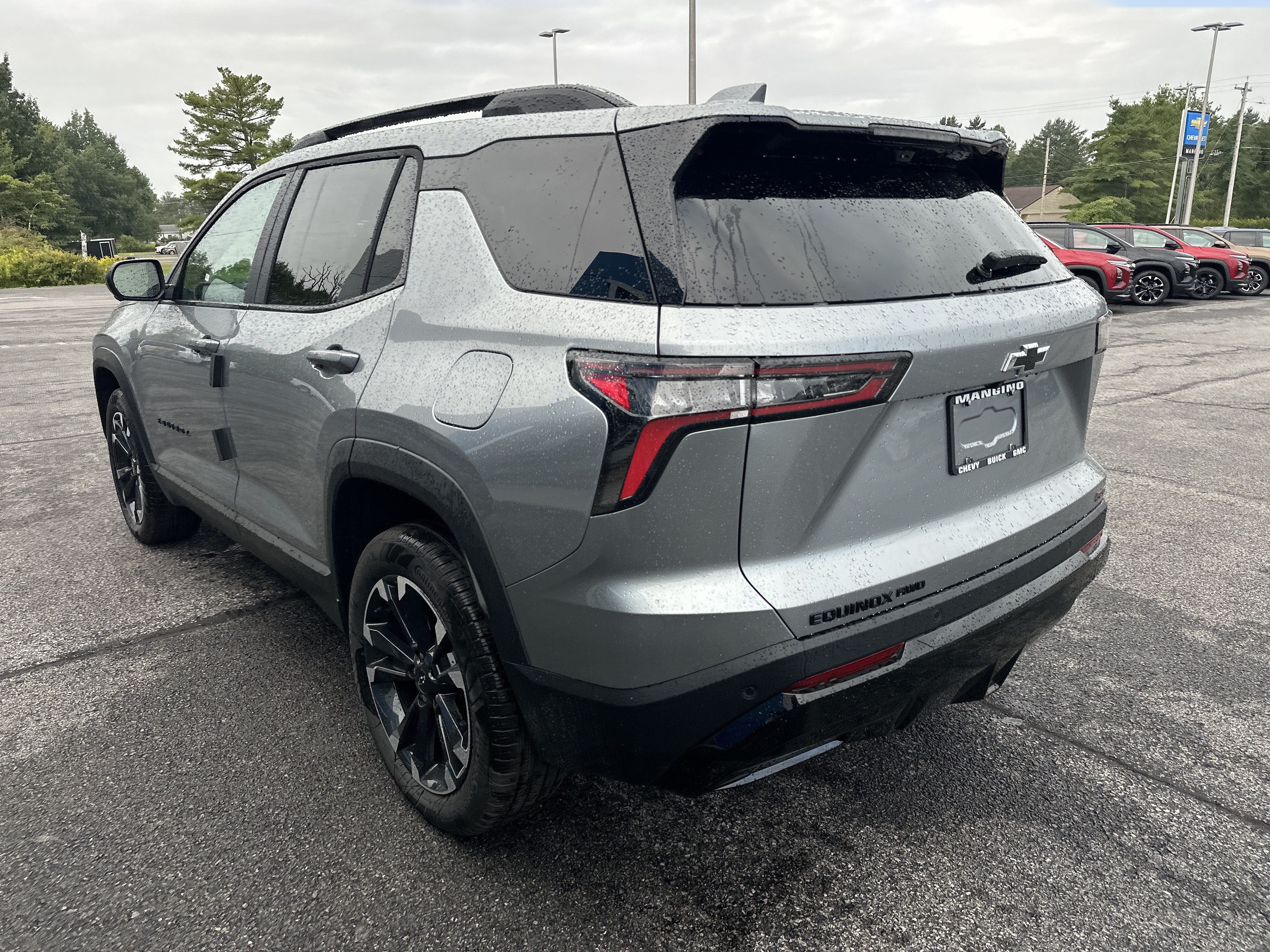 New 2027 Chevrolet Equinox RS w/ Safety and Technology Package AWD/4WD image 4