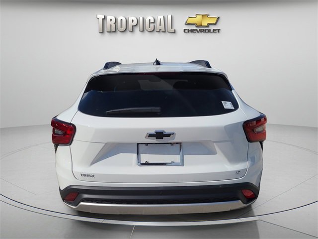 New 2026 Chevrolet Trax LT w/ Driver Confidence Package image 4