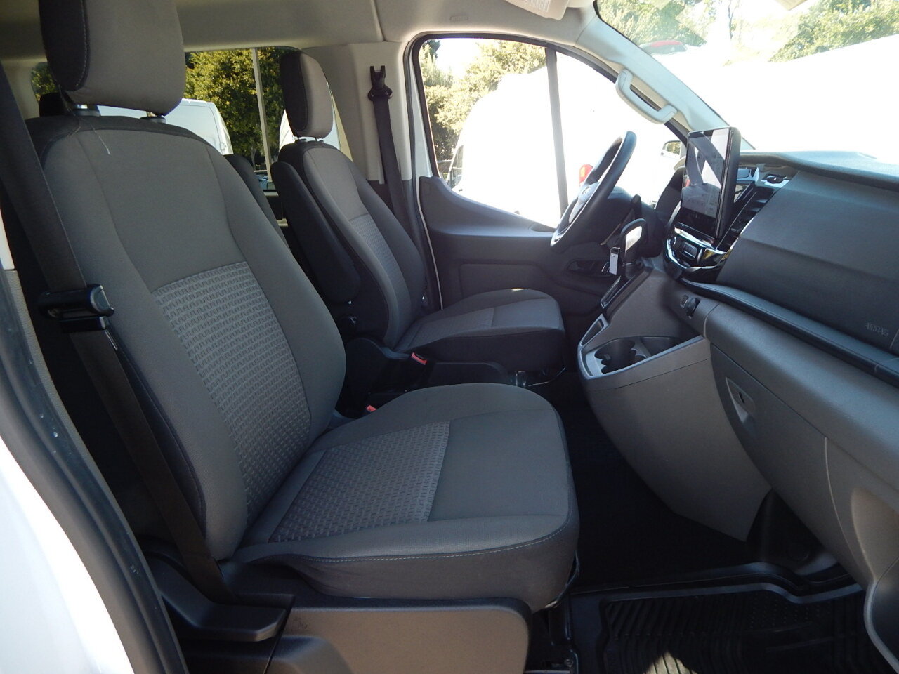 Used 2024 Ford Transit 350 XLT RWD image 21