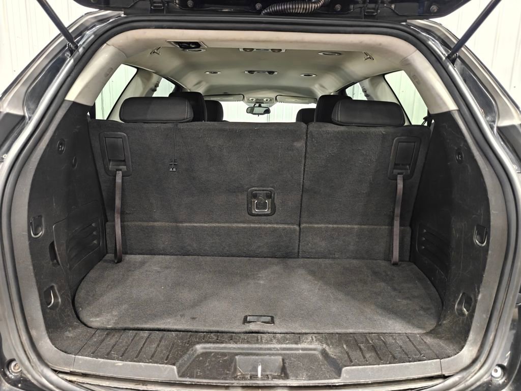 Used 2013 Chevrolet Traverse LT w/ All-Star Edition image 28