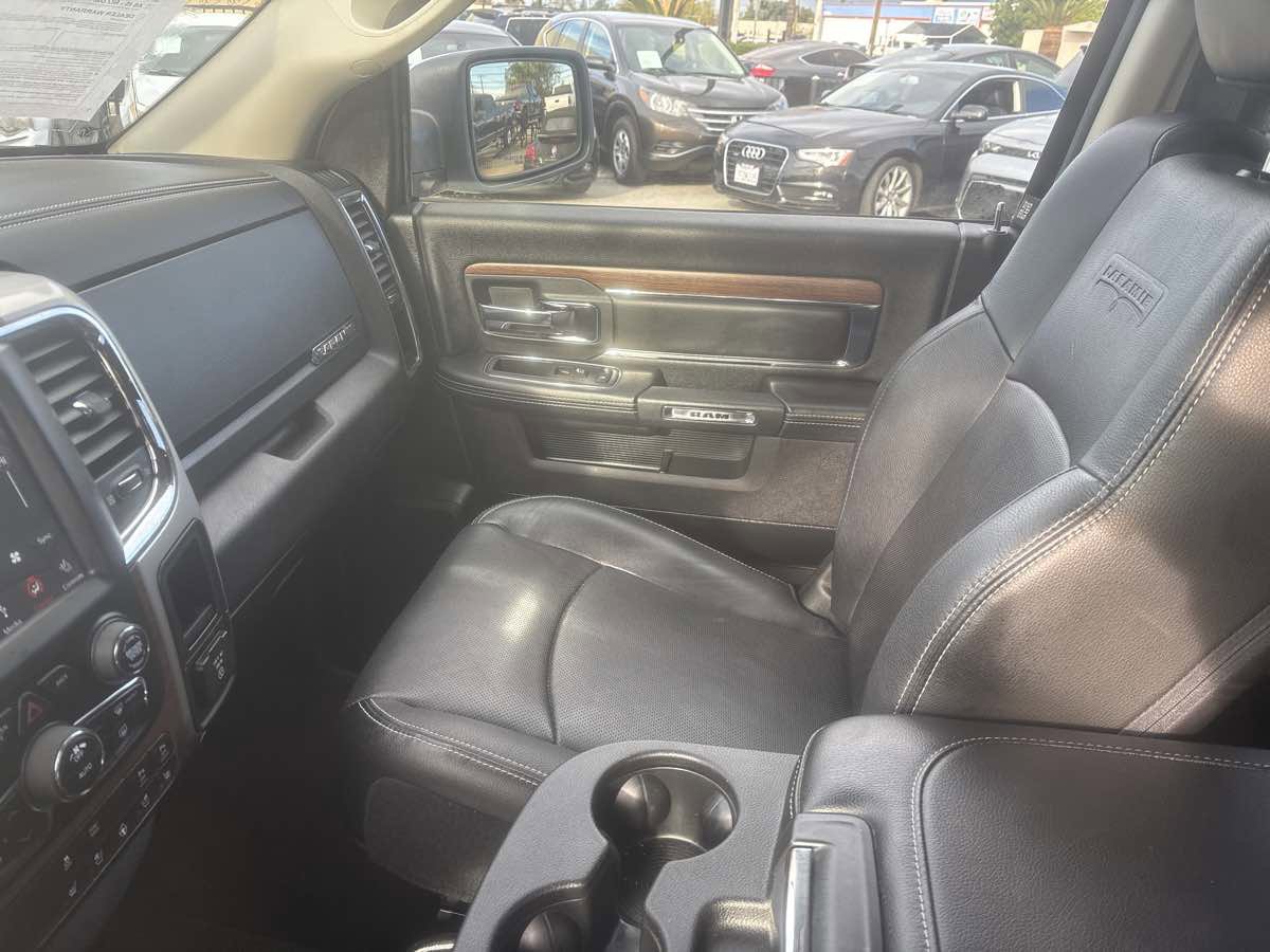 Used 2017 RAM 1500 Laramie w/ Convenience Group image 19