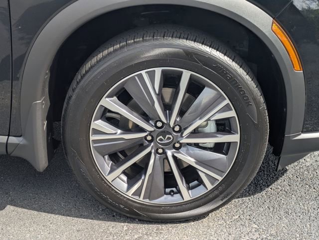 New 2026 INFINITI QX80 Luxe AWD/4WD image 11