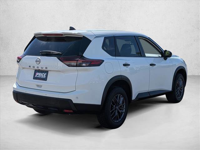 Used 2024 Nissan Rogue S FWD image 5