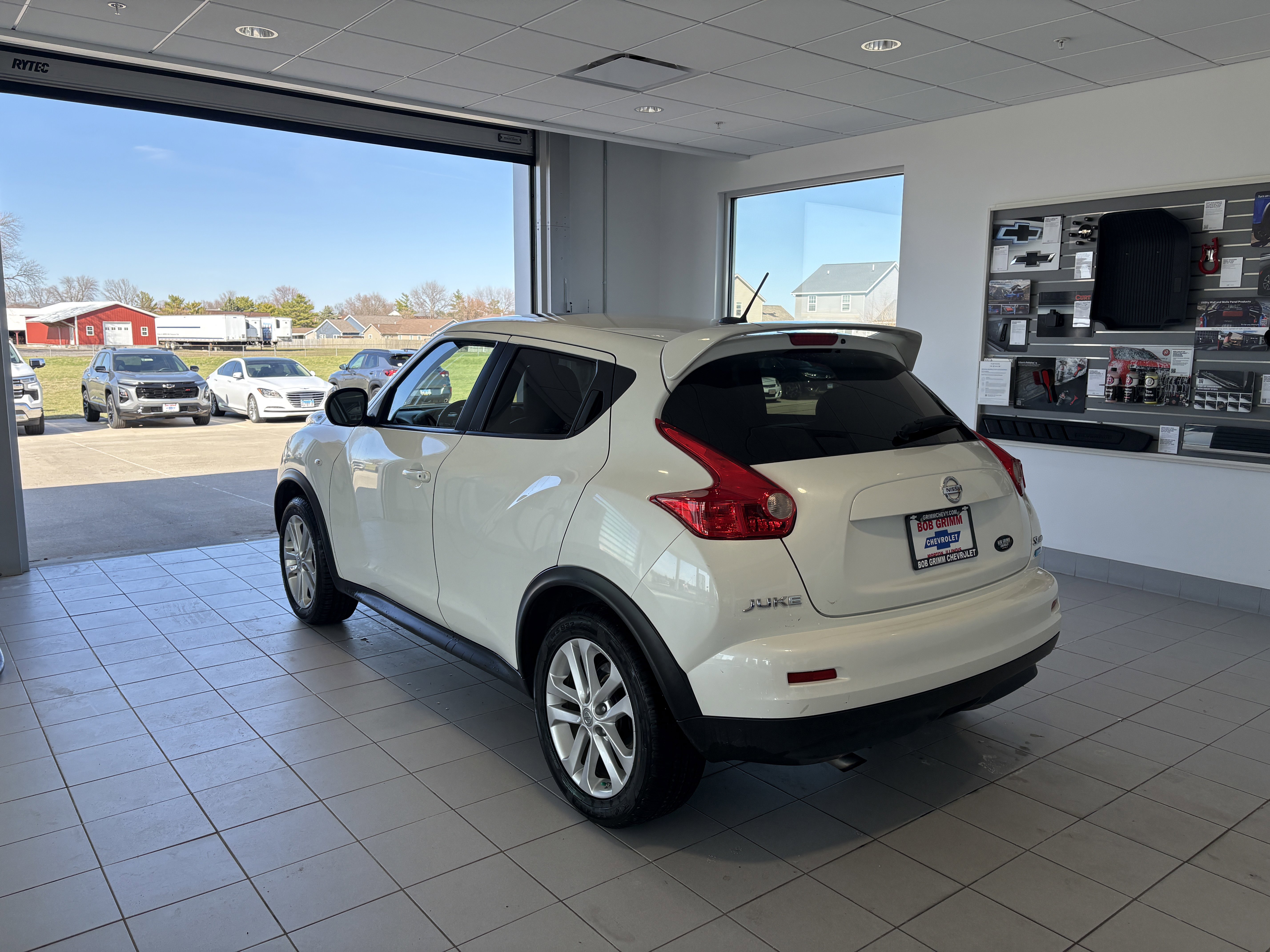 Used 2014 Nissan Juke SL image 3