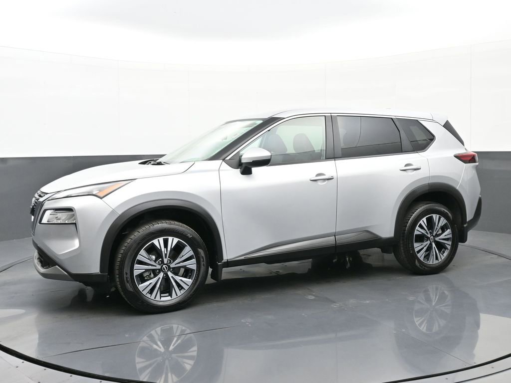 Used 2022 Nissan Rogue SV FWD image 6