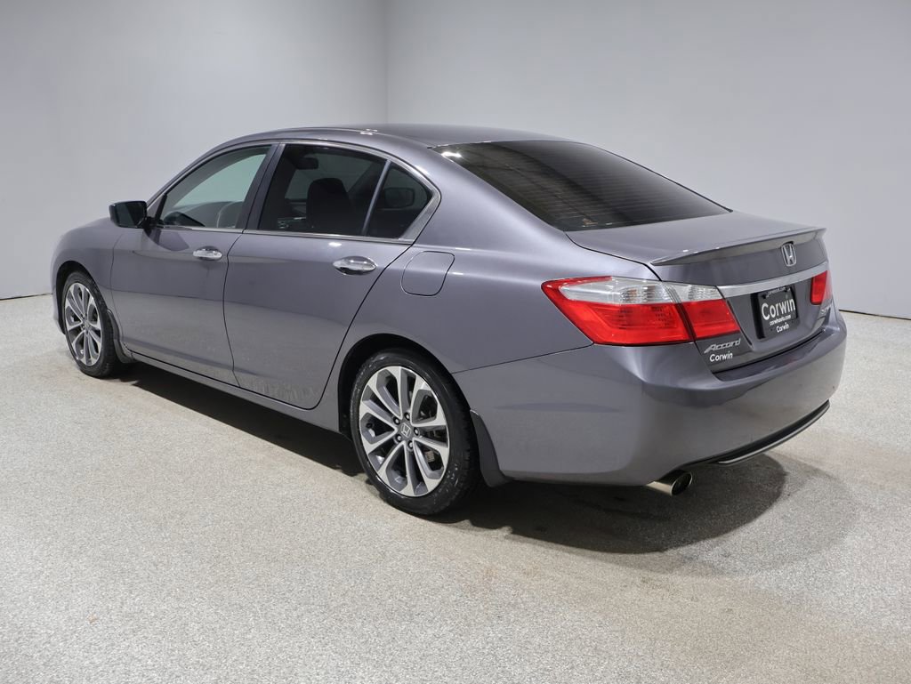 Used 2015 Honda Accord Sport image 4