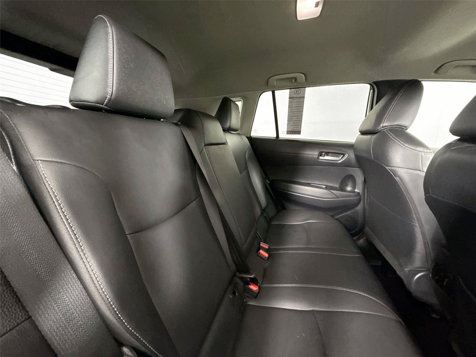 Certified 2025 Toyota Corolla Cross XLE FWD image 39