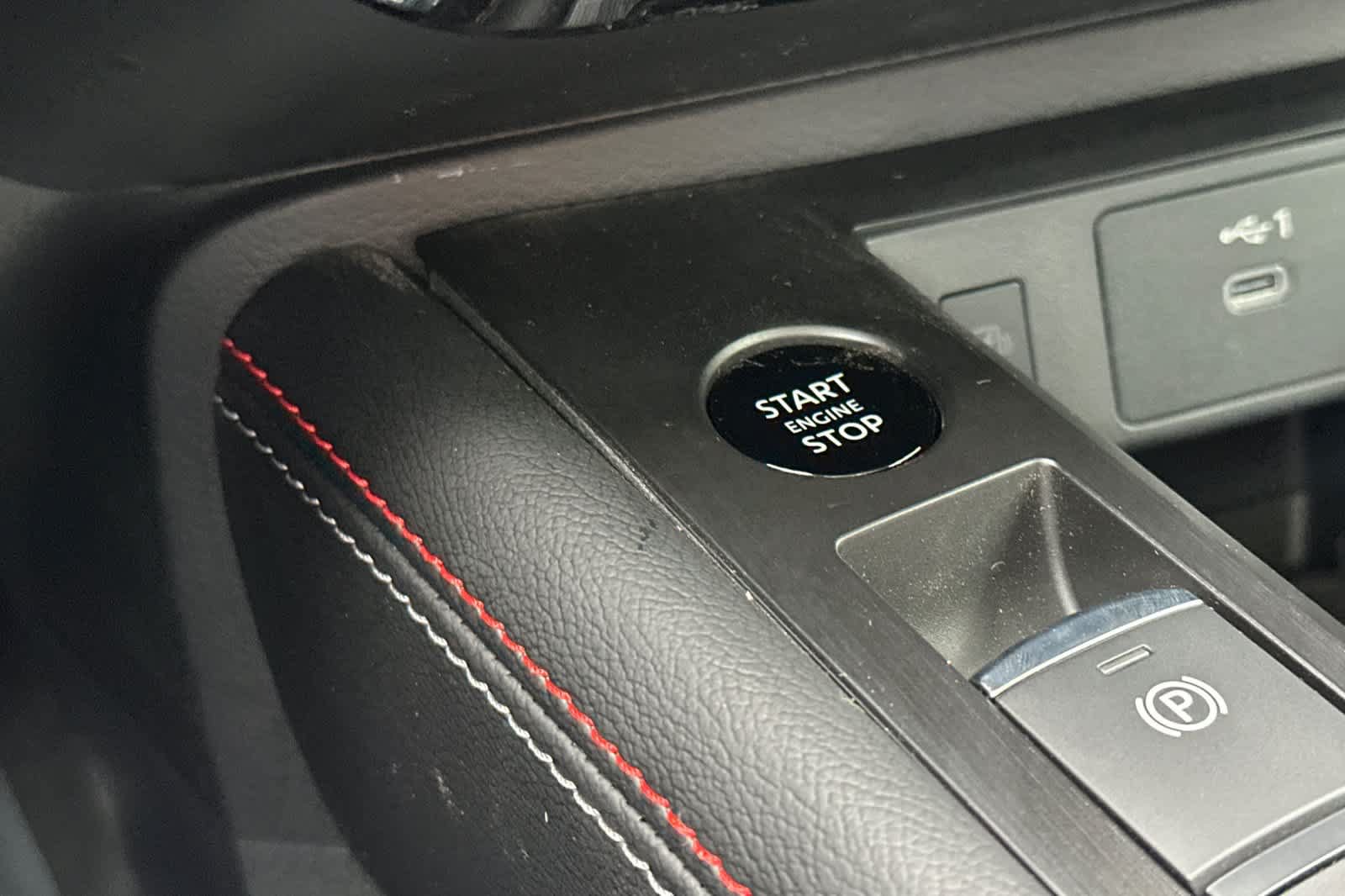 New 2026 Nissan Kicks SR AWD/4WD image 22