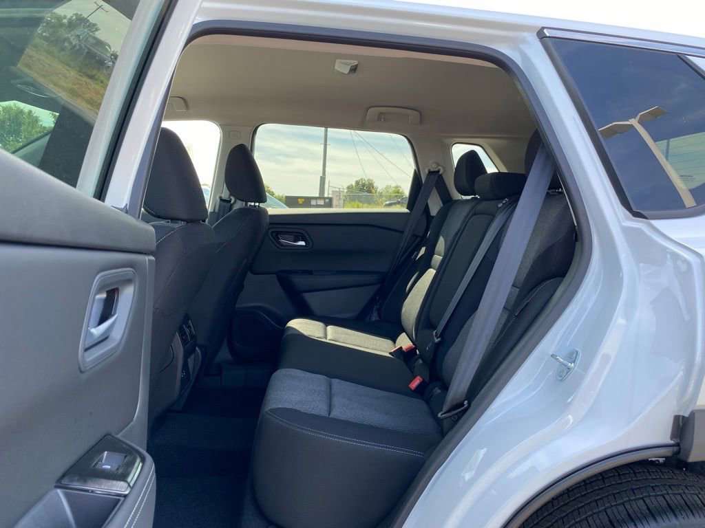 New 2026 Nissan Rogue SV image 14