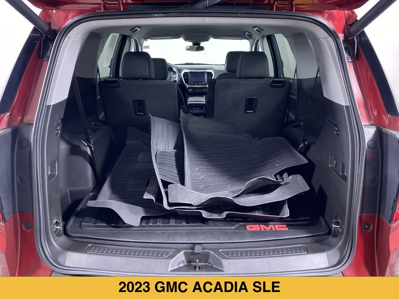 Certified 2023 GMC Acadia SLE w/ Driver Convenience Package FWD image 23