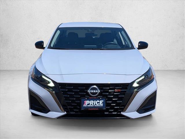 Used 2025 Nissan Altima 2.5 SR FWD image 2