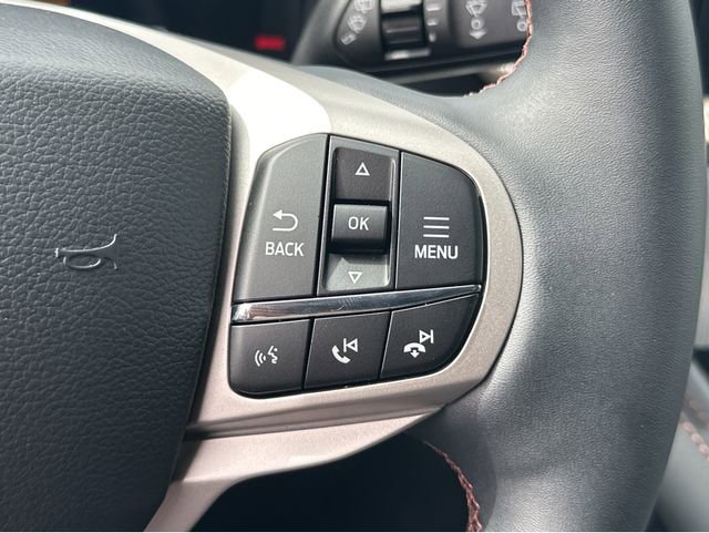 New 2026 Ford Explorer Active RWD image 27