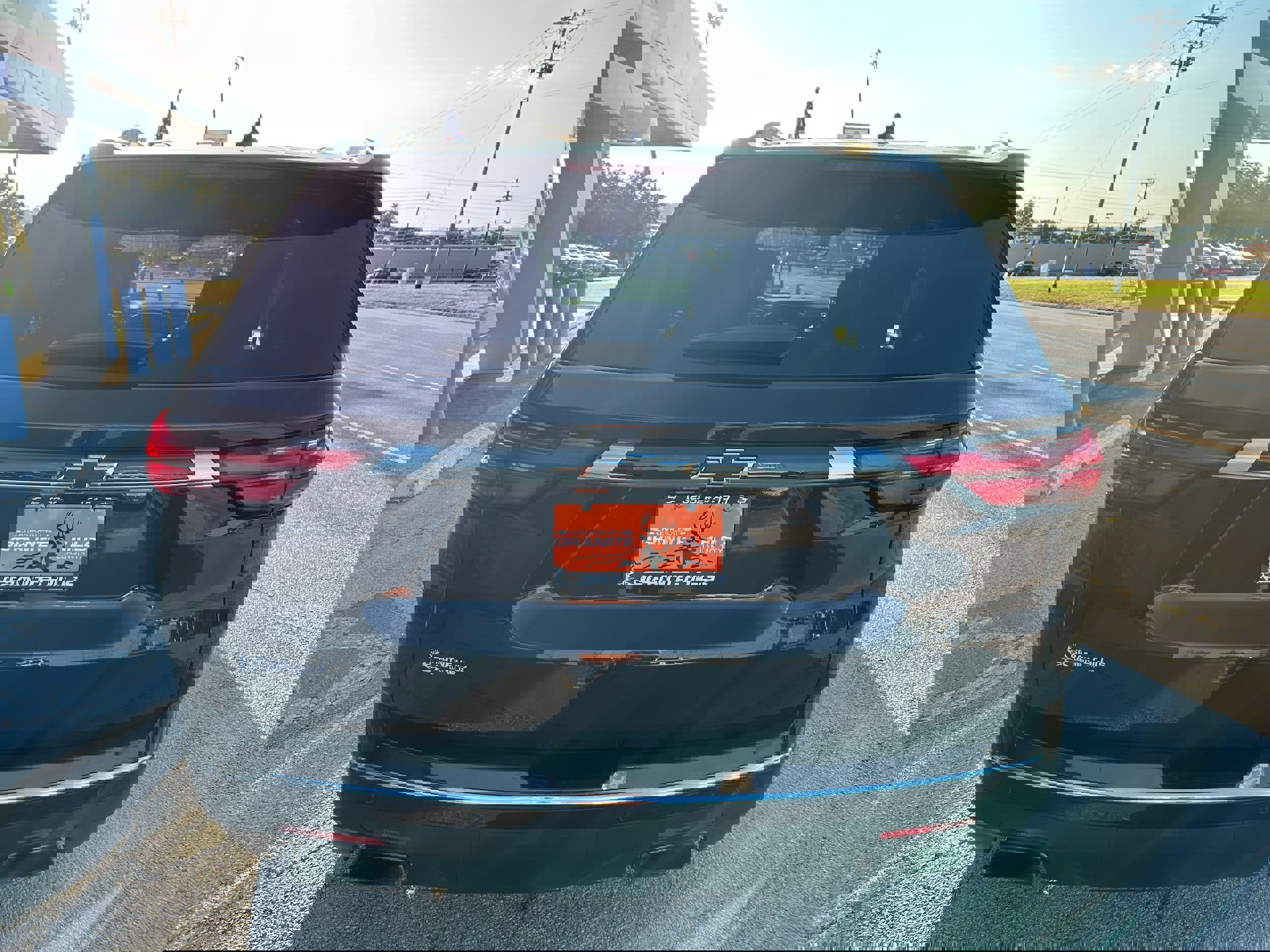 Used 2023 Chevrolet Traverse Premier image 5