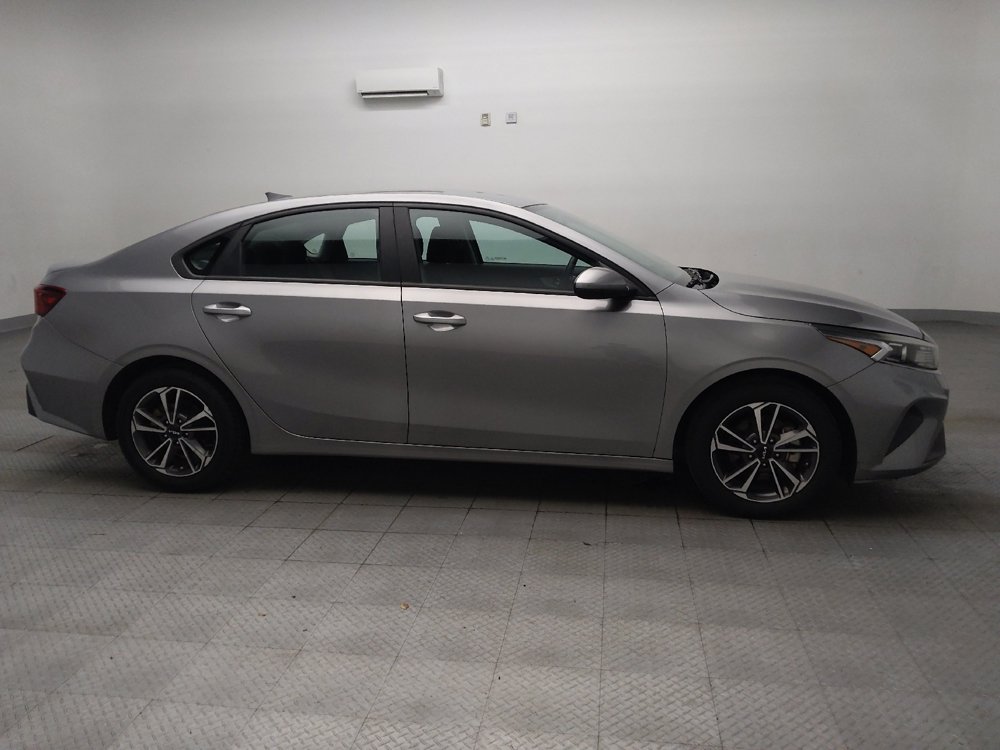 Used 2023 Kia Forte LXS FWD image 11