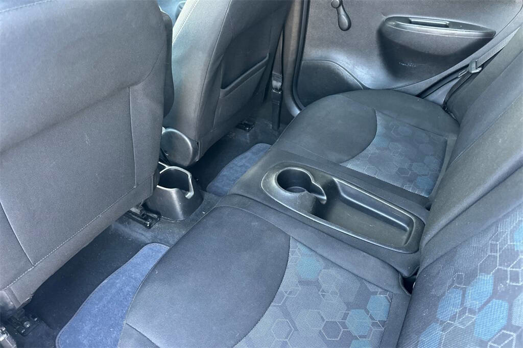 Used 2016 Chevrolet Spark LS image 12