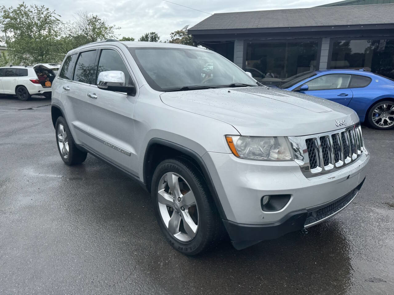 Used 2012 Jeep Grand Cherokee Overland image 20