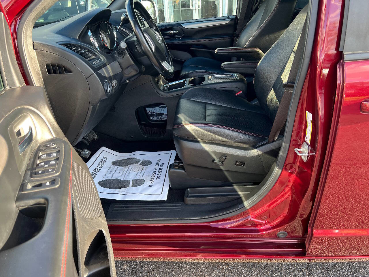 Used 2019 Dodge Grand Caravan GT image 20