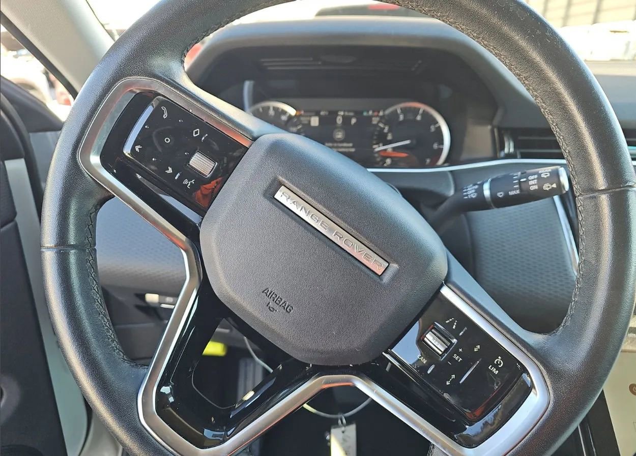 Used 2023 Land Rover Range Rover Evoque S image 35