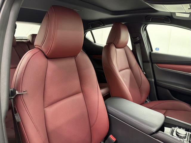 New 2026 MAZDA MAZDA3 Hatchback w/Premium Plus Pkg image 18