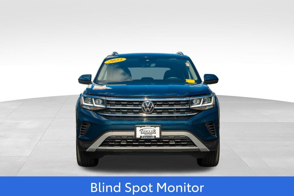 Used 2023 Volkswagen Atlas SEL image 2