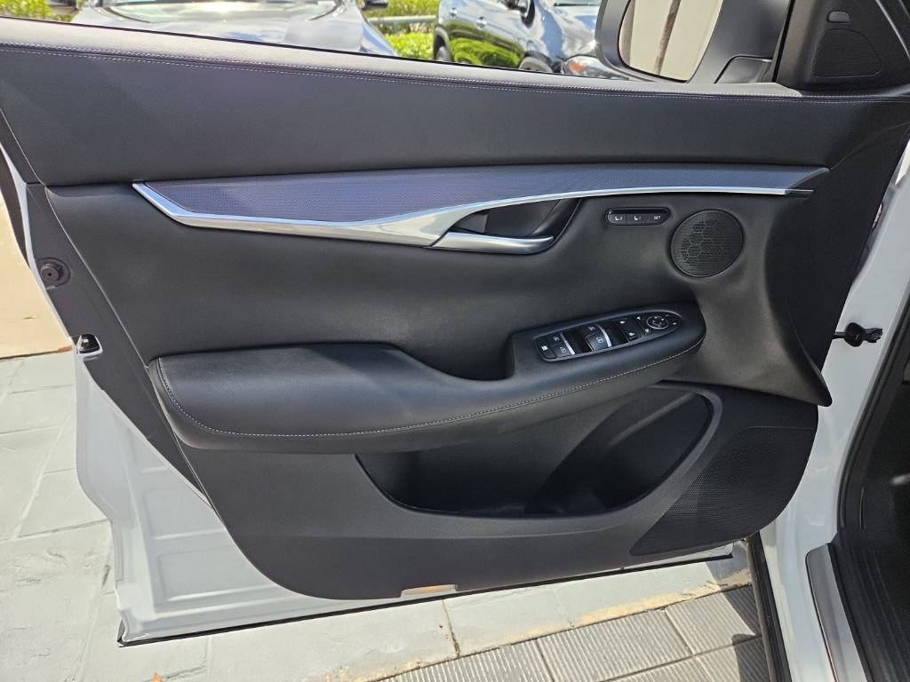 Used 2023 INFINITI QX50 Luxe image 26
