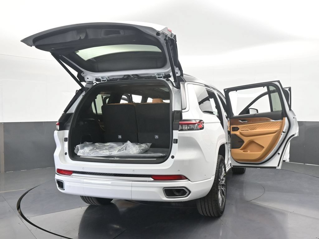 New 2025 Jeep Grand Cherokee L Summit AWD/4WD image 73