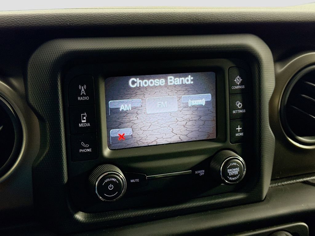 Used 2018 Jeep Wrangler Sport image 32