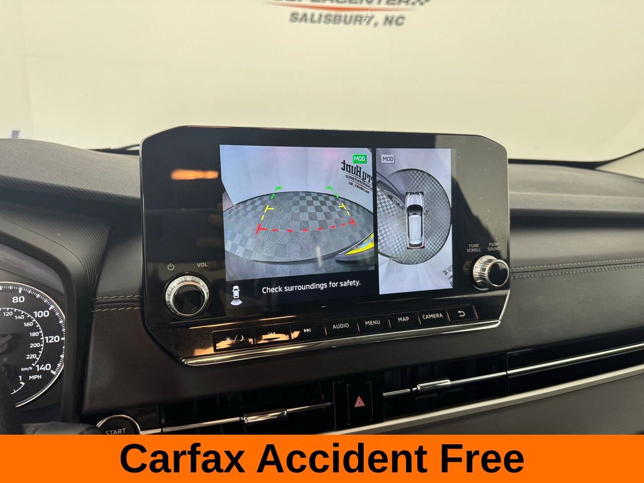 Used 2022 Mitsubishi Outlander SE image 3