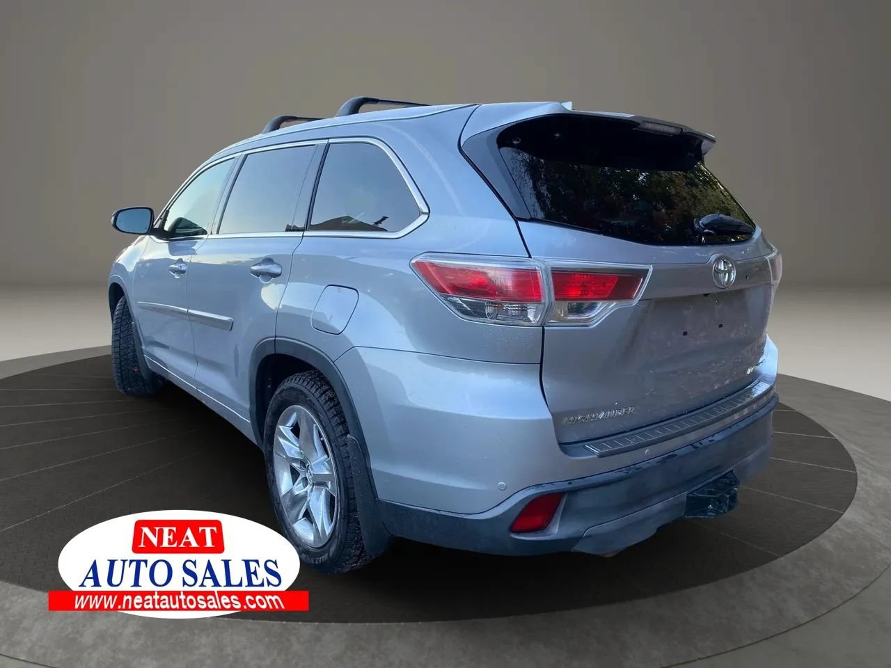 Used 2015 Toyota Highlander Limited AWD/4WD image 8