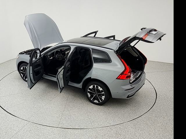 New 2026 Volvo XC60 T8 Plus w/ Climate Package AWD/4WD image 40