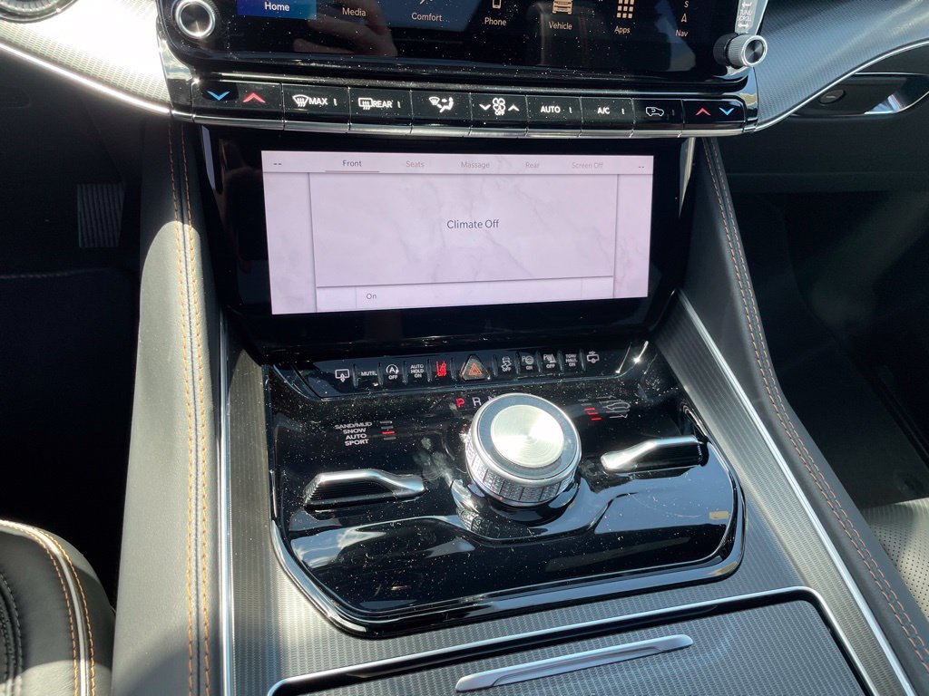 New 2026 Jeep Grand Wagoneer Summit AWD/4WD image 17