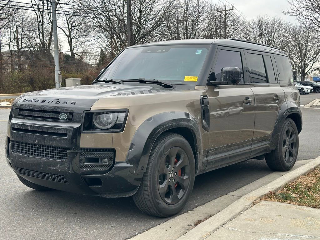 Used 2025 Land Rover Defender 110 X image 3