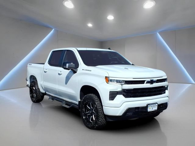 Used 2024 Chevrolet Silverado 1500 RST w/ Convenience Package II AWD/4WD image 1